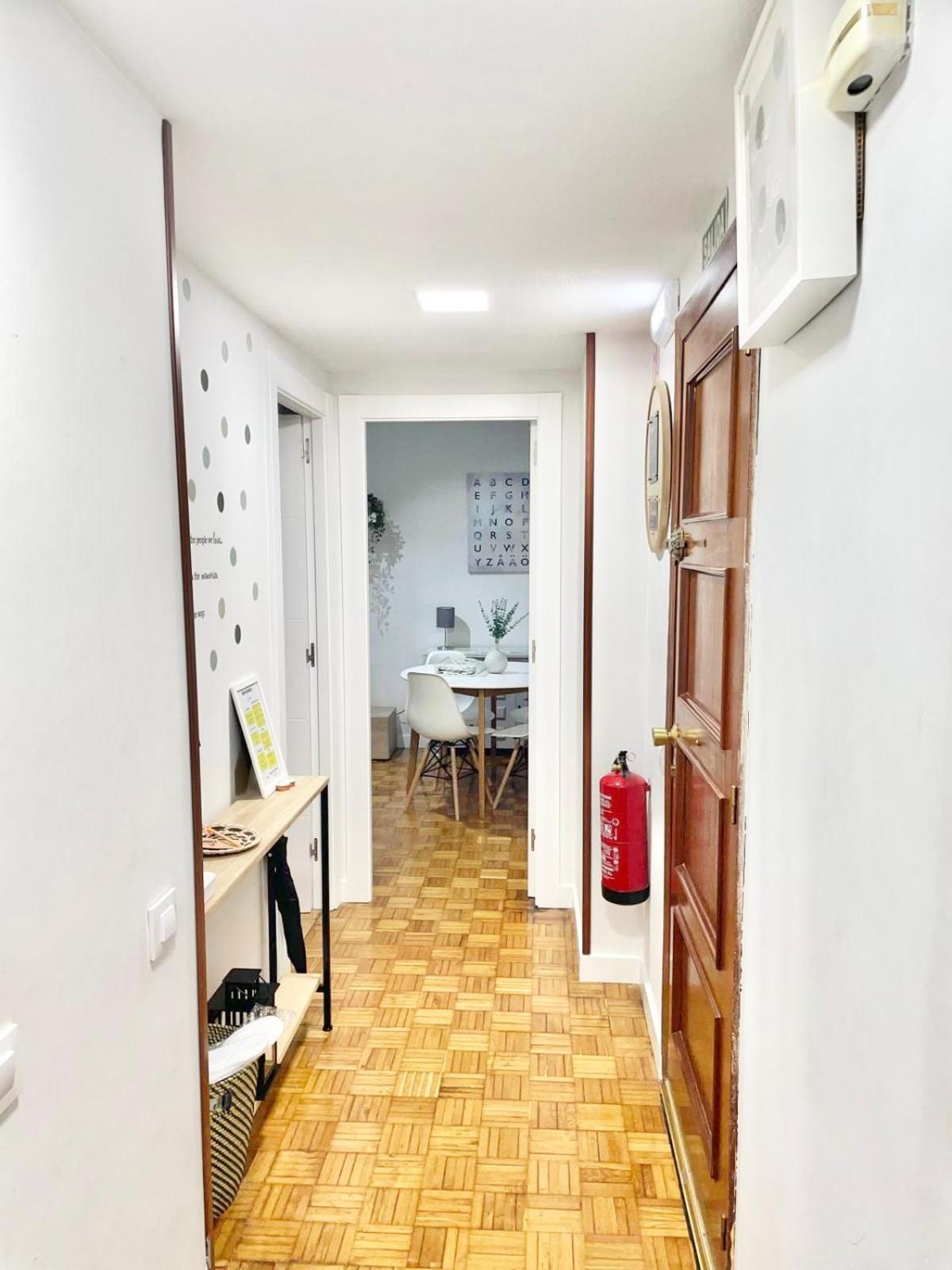 Tranquilidad Al Lado Del Centro Parking Incluido Lejlighed Oviedo Eksteriør billede
