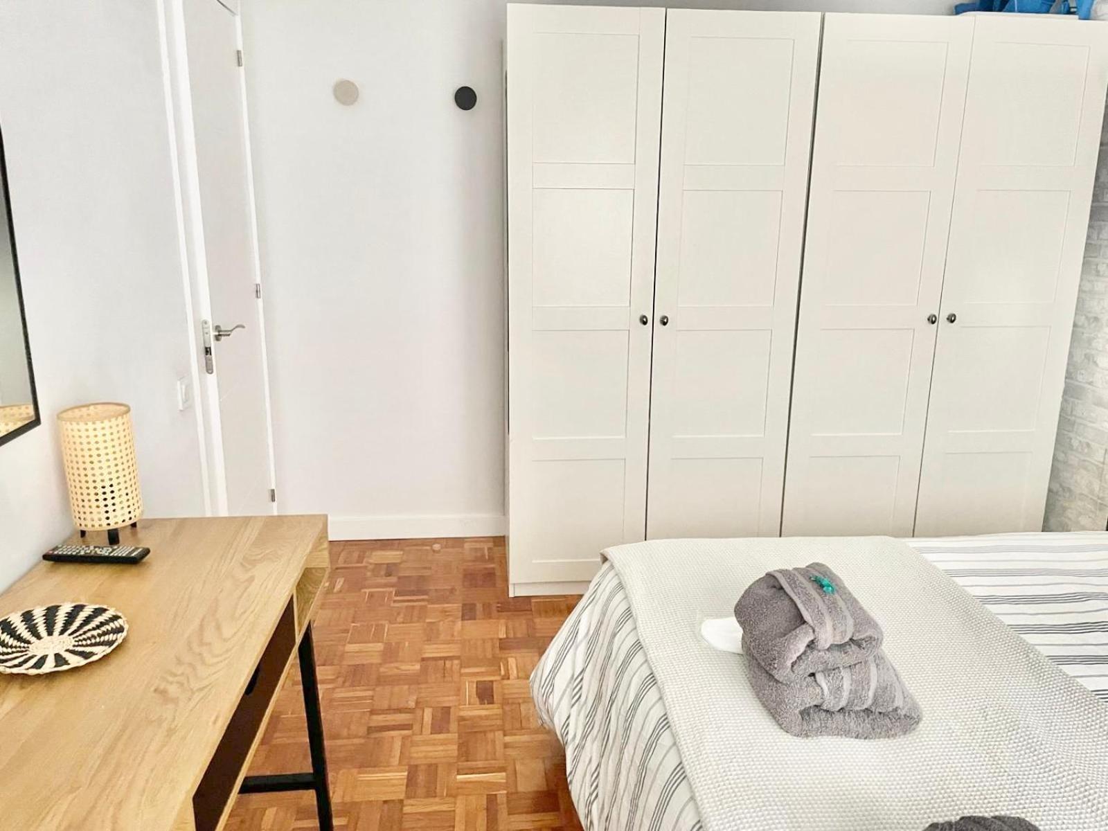 Tranquilidad Al Lado Del Centro Parking Incluido Lejlighed Oviedo Eksteriør billede